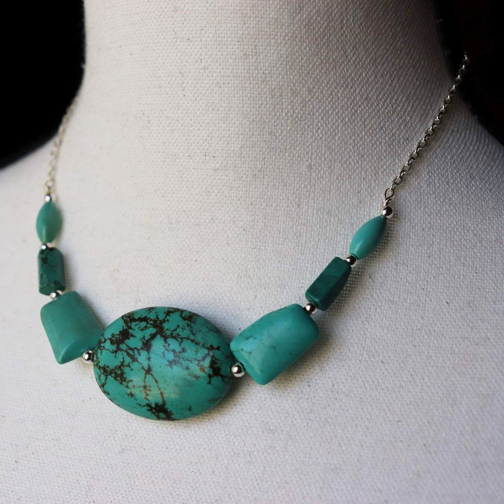 Turquoise Magnesite Chunky Bead Necklace
